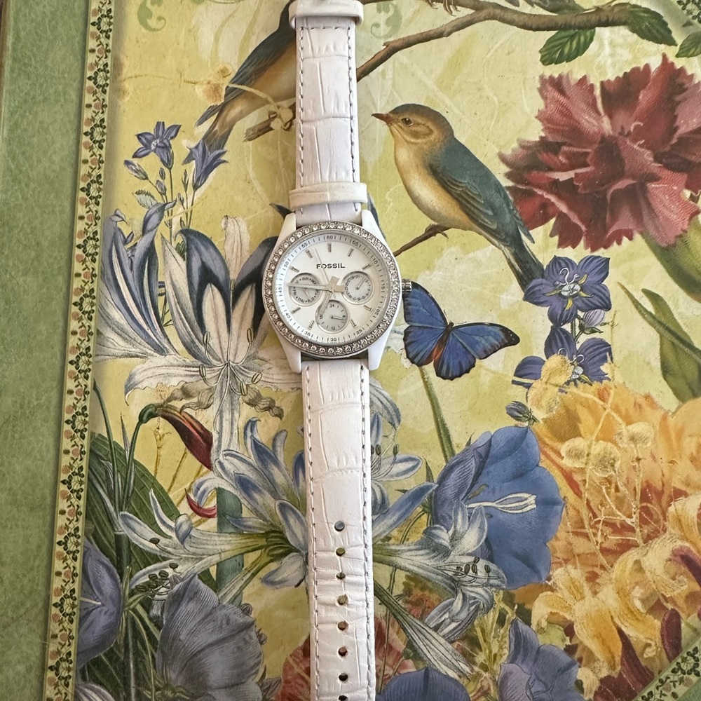 Fossil White Leather Watch with Crystal Details